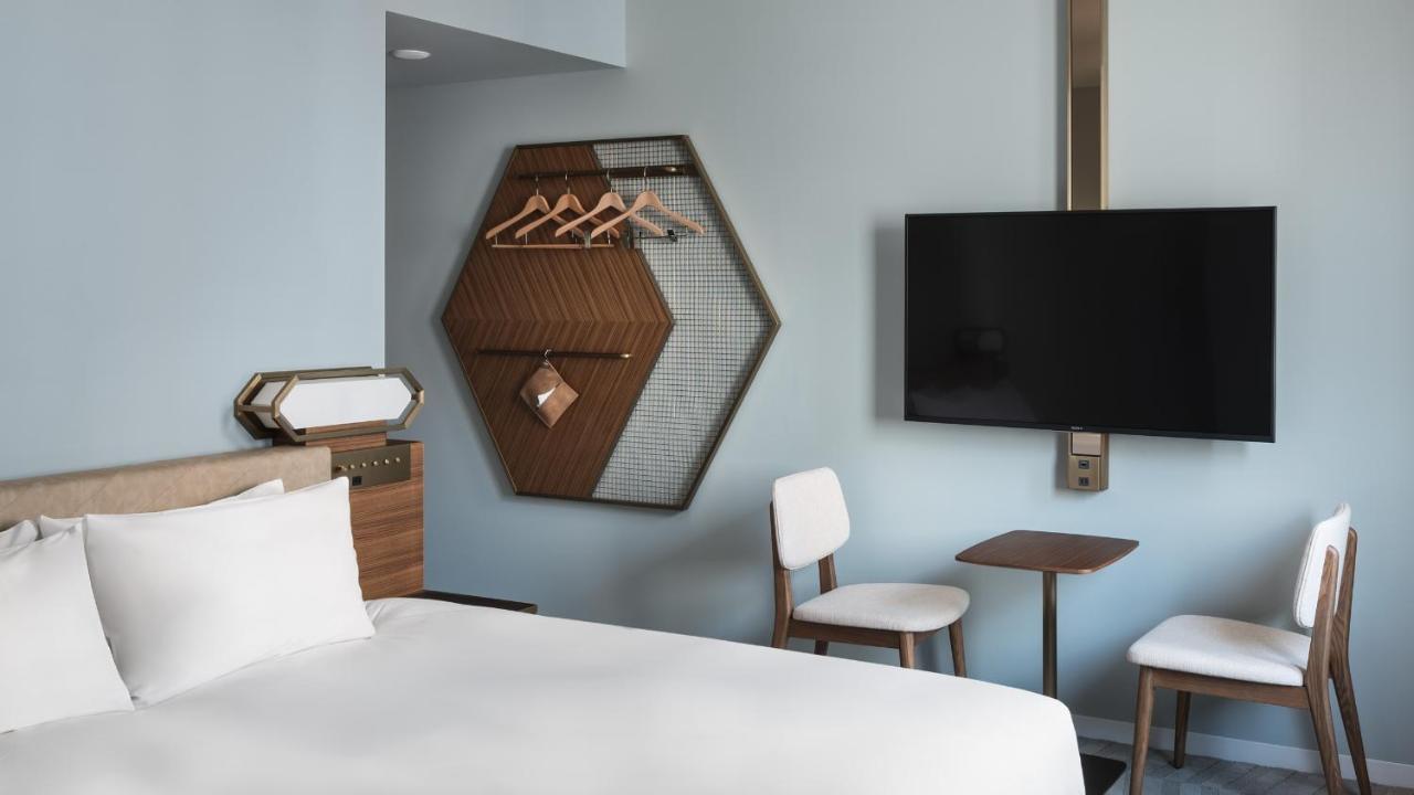 Bespoke Hotel Shinjuku Tokió Kültér fotó